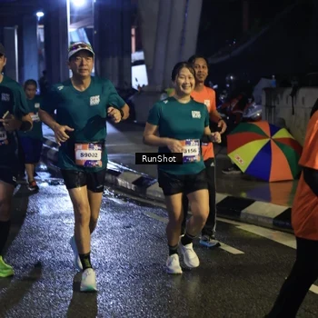 Runner Photo 7906825