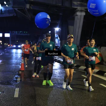 Runner Photo 7906834
