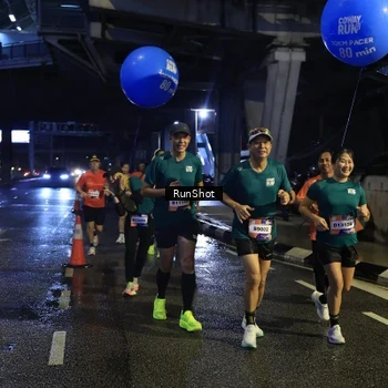 Runner Photo 7906838