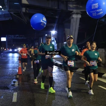 Runner Photo 7906840