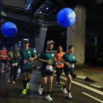 Runner Photo 7906855
