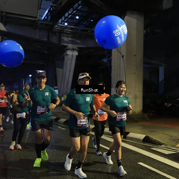 Runner Photo 7906860