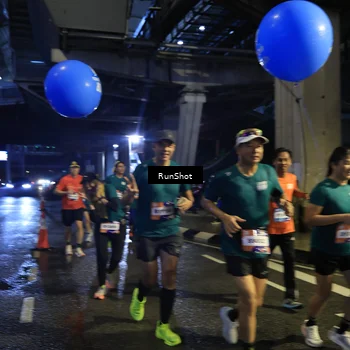Runner Photo 7906868