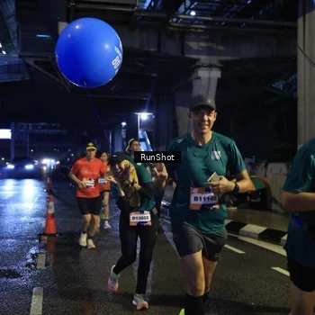 Runner Photo 7906875
