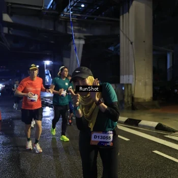 Runner Photo 7906914