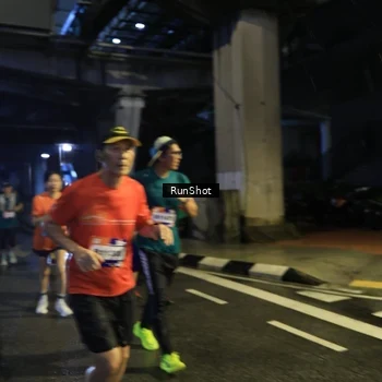 Runner Photo 7906954