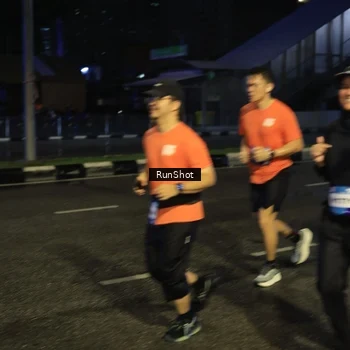 Runner Photo 7906962