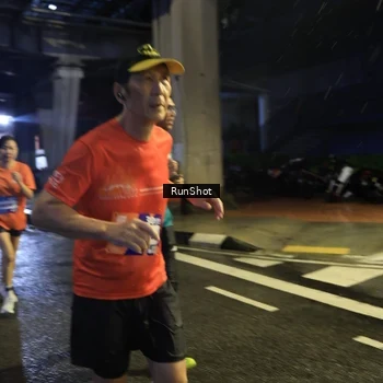 Runner Photo 7906975