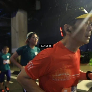 Runner Photo 7906984