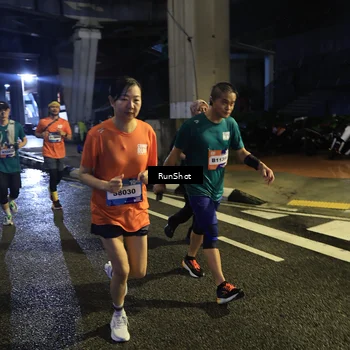Runner Photo 7907005