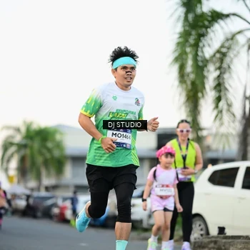 Runner Photo 7907006
