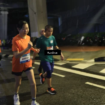 Runner Photo 7907013