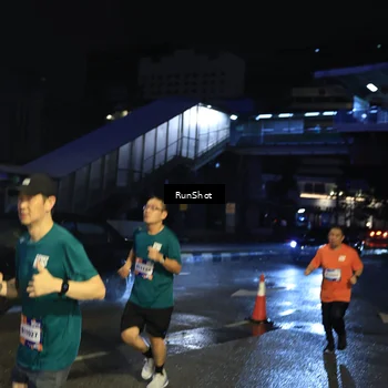Runner Photo 7907031