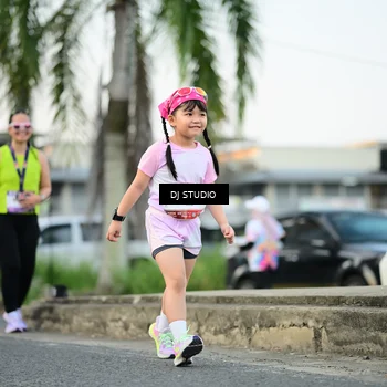 Runner Photo 7907035