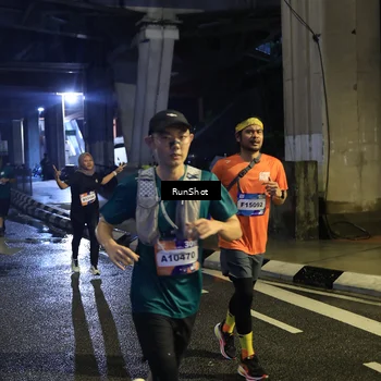 Runner Photo 7907043