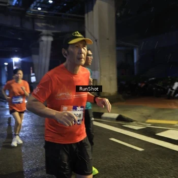 Runner Photo 7907047