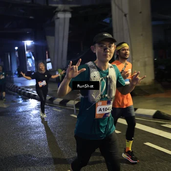 Runner Photo 7907050