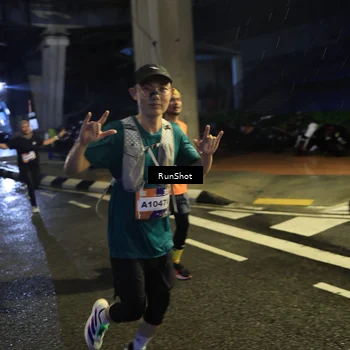Runner Photo 7907051