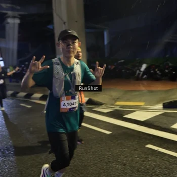 Runner Photo 7907053