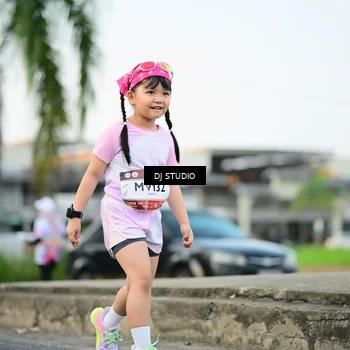 Runner Photo 7907054