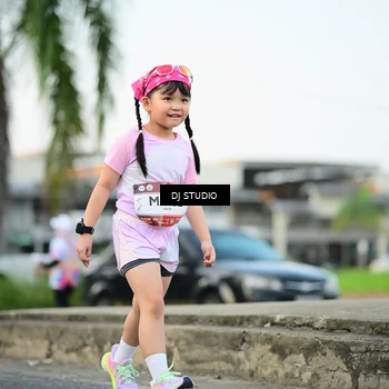 Runner Photo 7907056