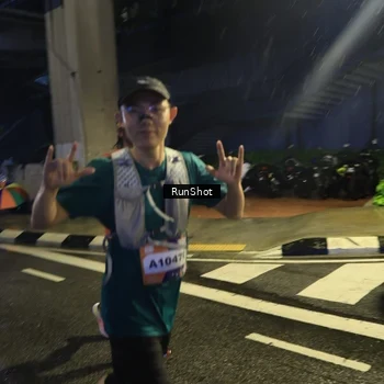 Runner Photo 7907059