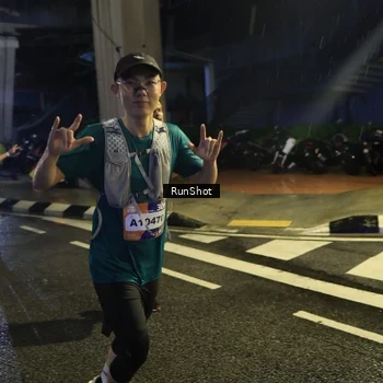 Runner Photo 7907063