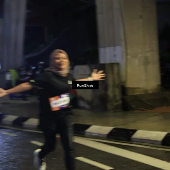 Runner Photo 7907073