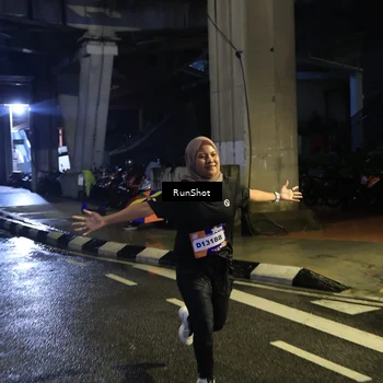 Runner Photo 7907078