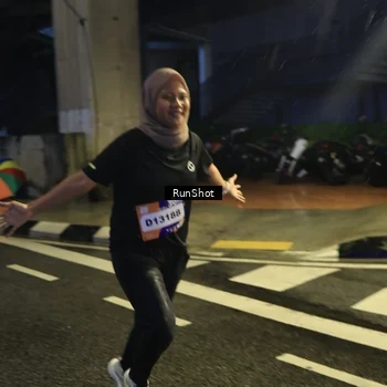 Runner Photo 7907091