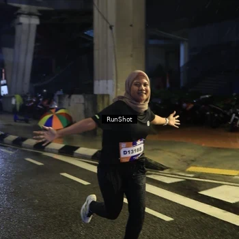 Runner Photo 7907092