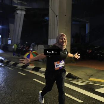Runner Photo 7907099
