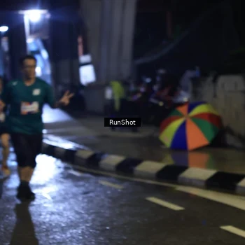 Runner Photo 7907107