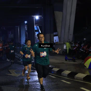 Runner Photo 7907121