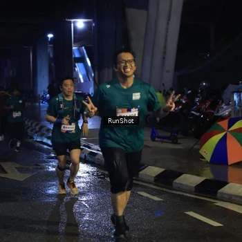 Runner Photo 7907133