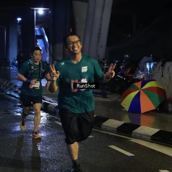 Runner Photo 7907139