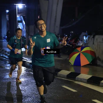 Runner Photo 7907141