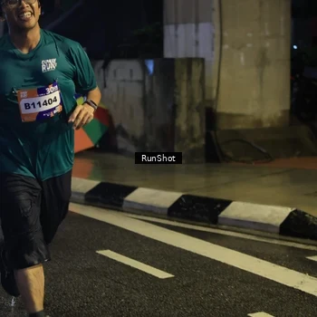 Runner Photo 7907158