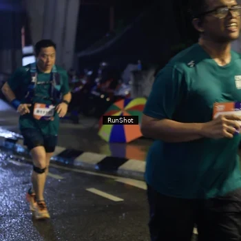 Runner Photo 7907160