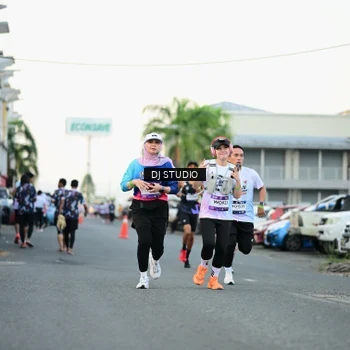 Runner Photo 7907204