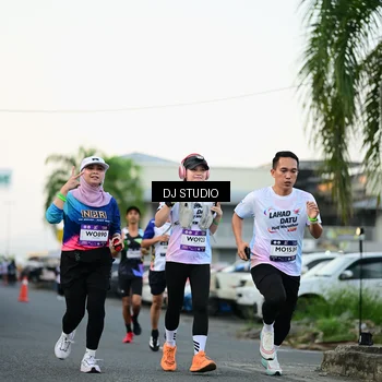 Runner Photo 7907216