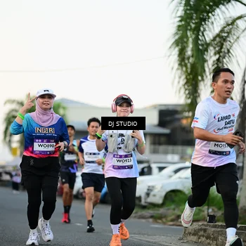 Runner Photo 7907226