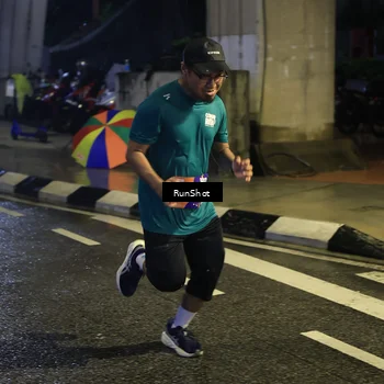 Runner Photo 7907228