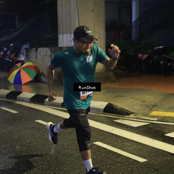 Runner Photo 7907235