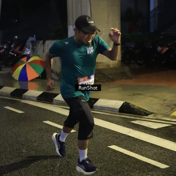 Runner Photo 7907236