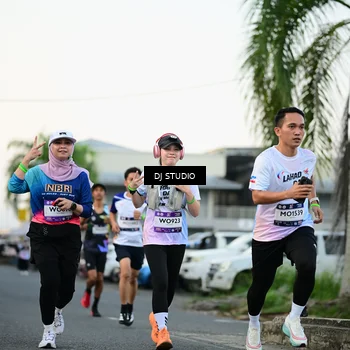 Runner Photo 7907239