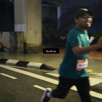 Runner Photo 7907248