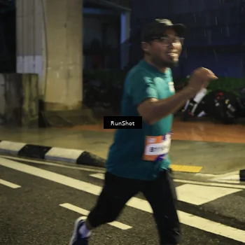Runner Photo 7907249
