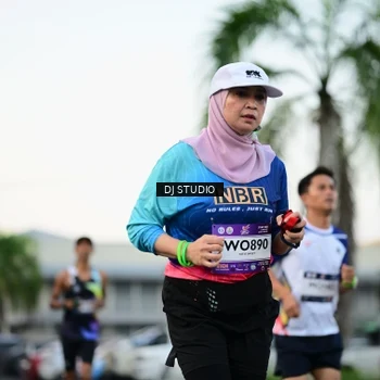Runner Photo 7907263