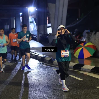 Runner Photo 7907265
